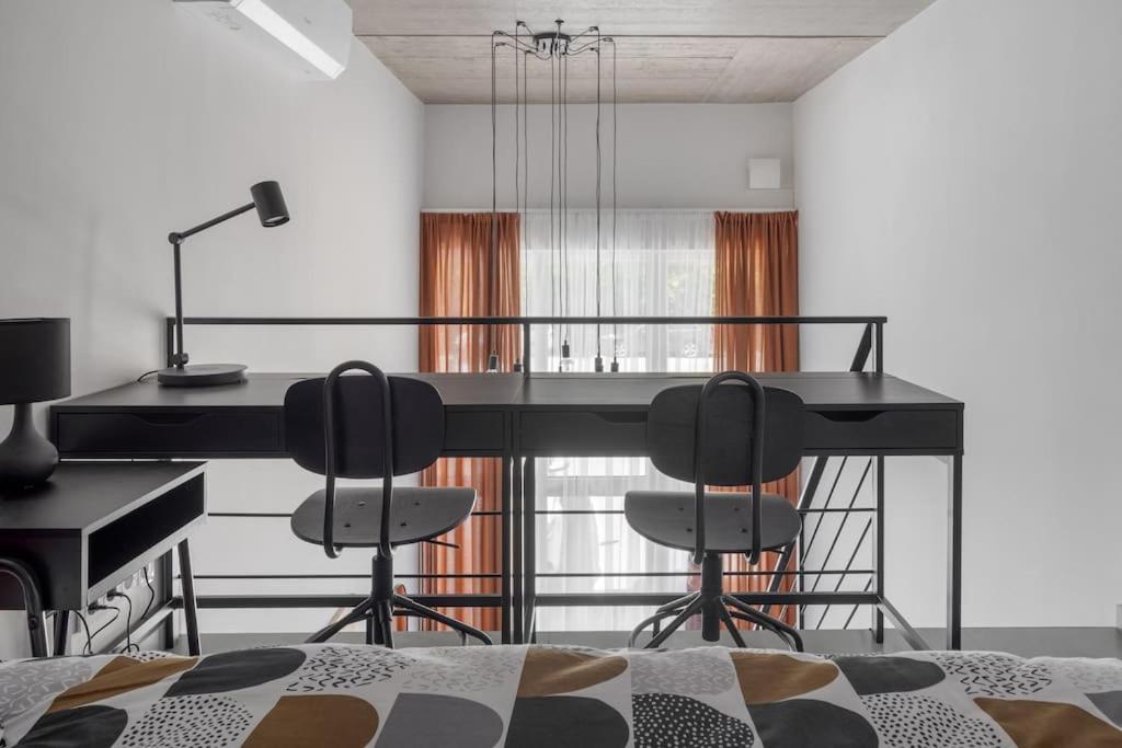 Stylish Loft In Butas *